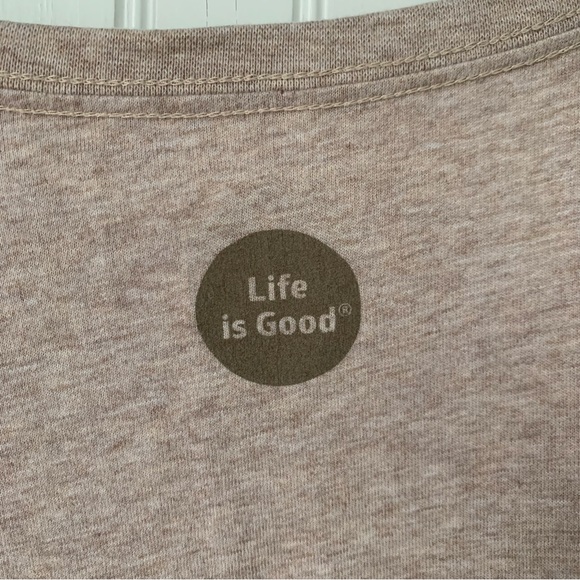 Life is Good Women’s, Crusher Tee Classic Fit XXL- Cream with Red Truck - Picture 5 of 5